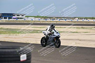 media/Apr-18-2025-TrackDaz (Fri) [[45f5874c44]]/B Group/Session 5 (Turns 5 and 6 - Inside)/